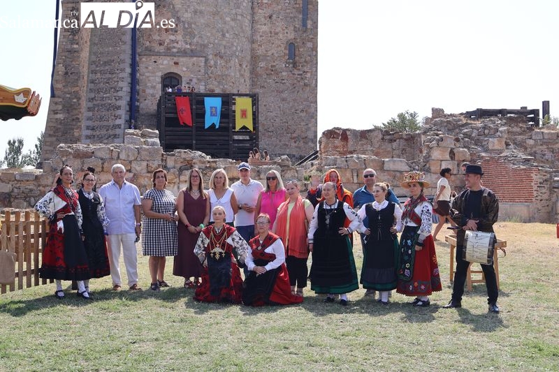 El Mercado Medieval y la Feria Agroalimentaria ALVA llenan de vida el Castillo de los Duques de Alba