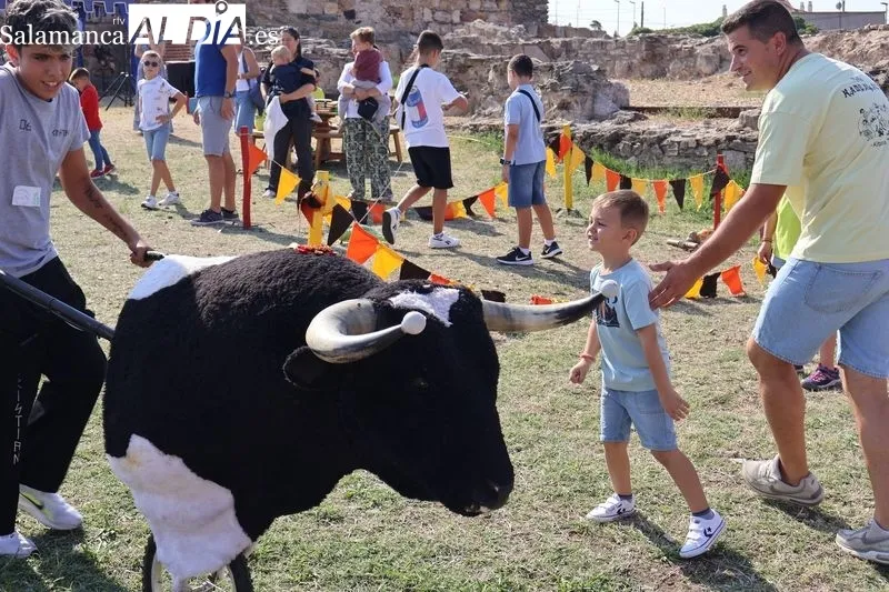 Foto 13 - Desayuno y encierro infantil en el Castillo de los Duques de Alba