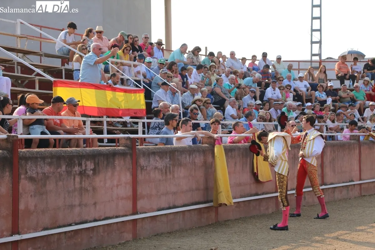 Foto 5 - &Aacute;lvaro Rojo y Emilio Garc&iacute;a Torres siembran el delirio en Masueco