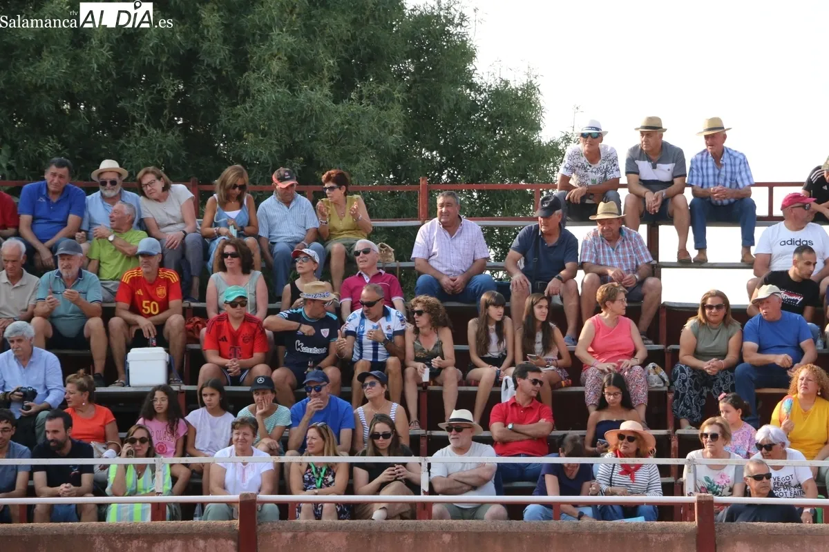 Foto 8 - &Aacute;lvaro Rojo y Emilio Garc&iacute;a Torres siembran el delirio en Masueco