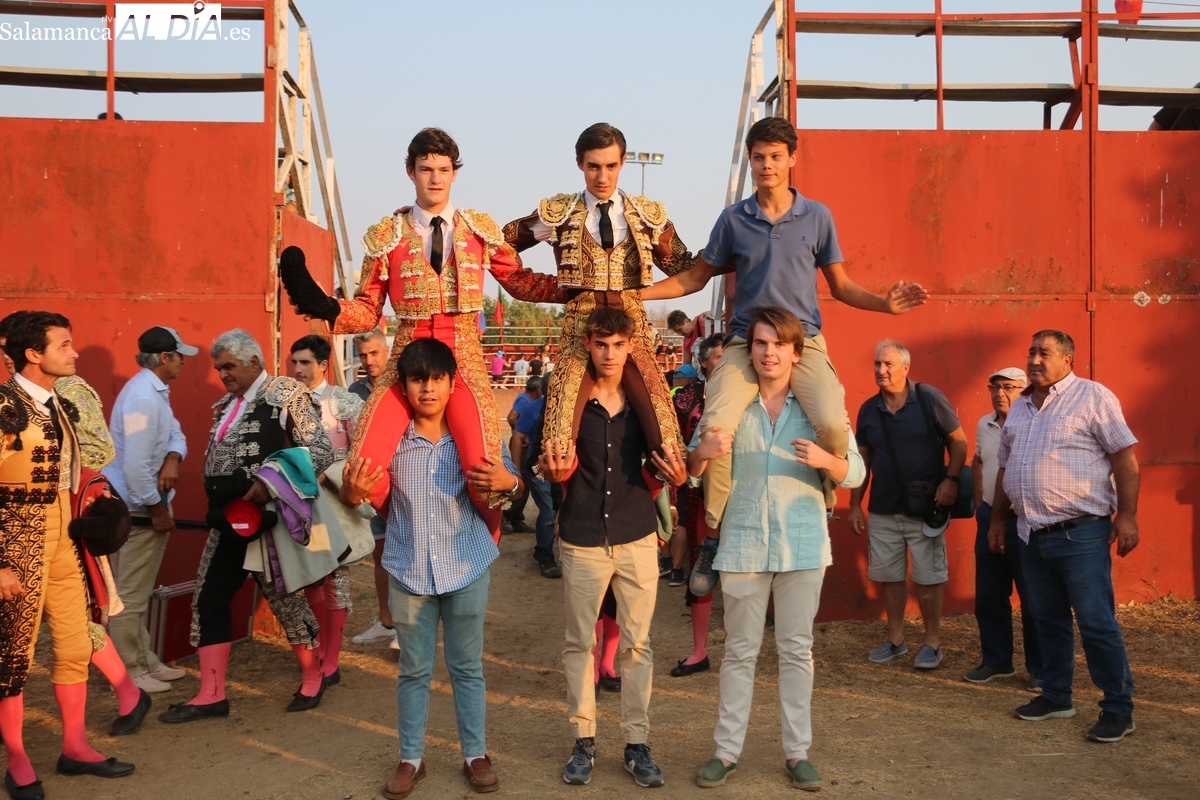 Álvaro Rojo y Emilio García Torres siembran el delirio en Masueco