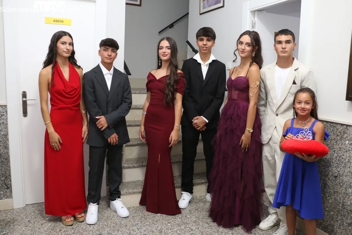 Inicio emotivo y multitudinario de las fiestas de Cipérez / CORRAL