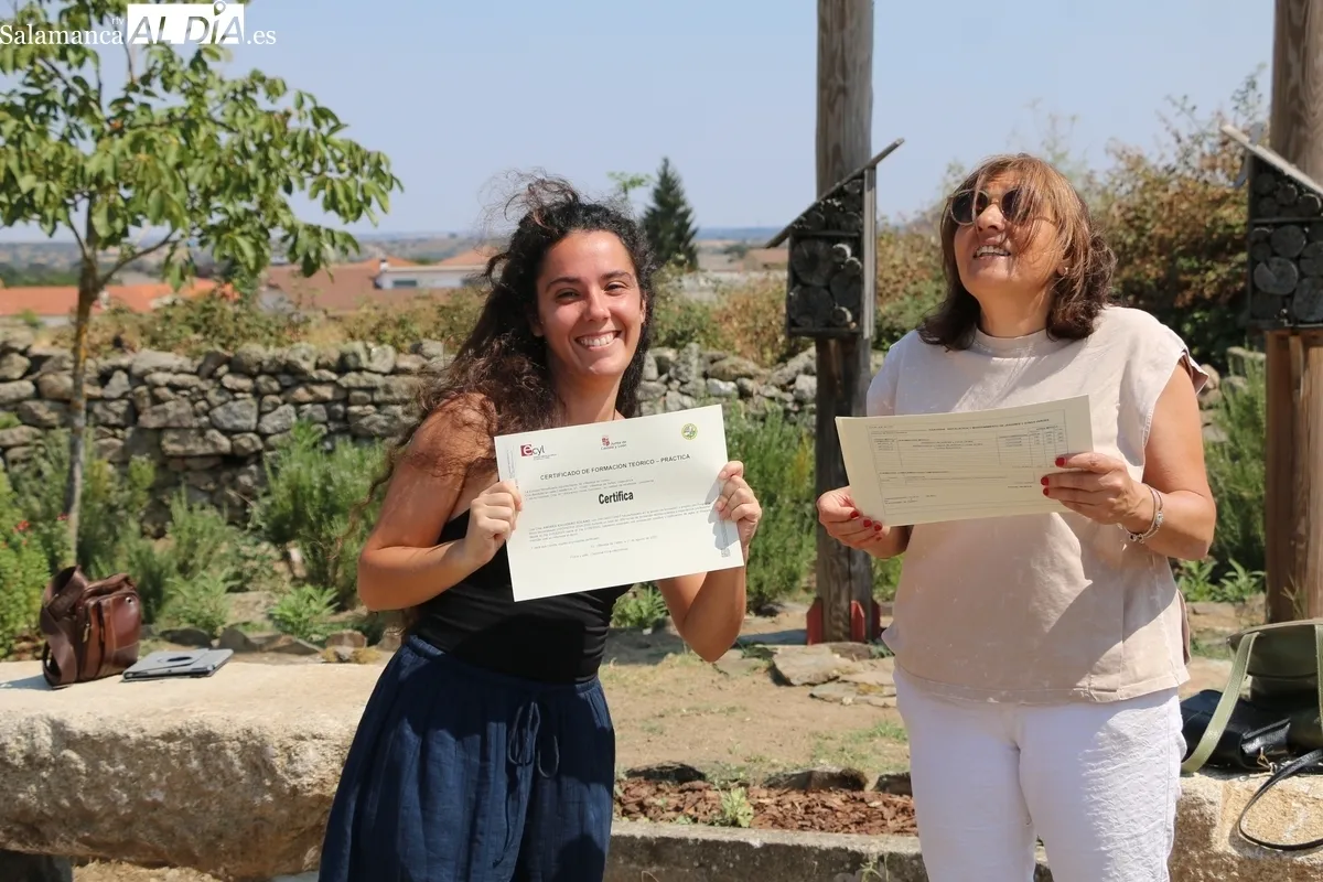 El curso ha servido para formar y emplear a ocho personas y embellecer tres zonas de Villavieja / CORRAL