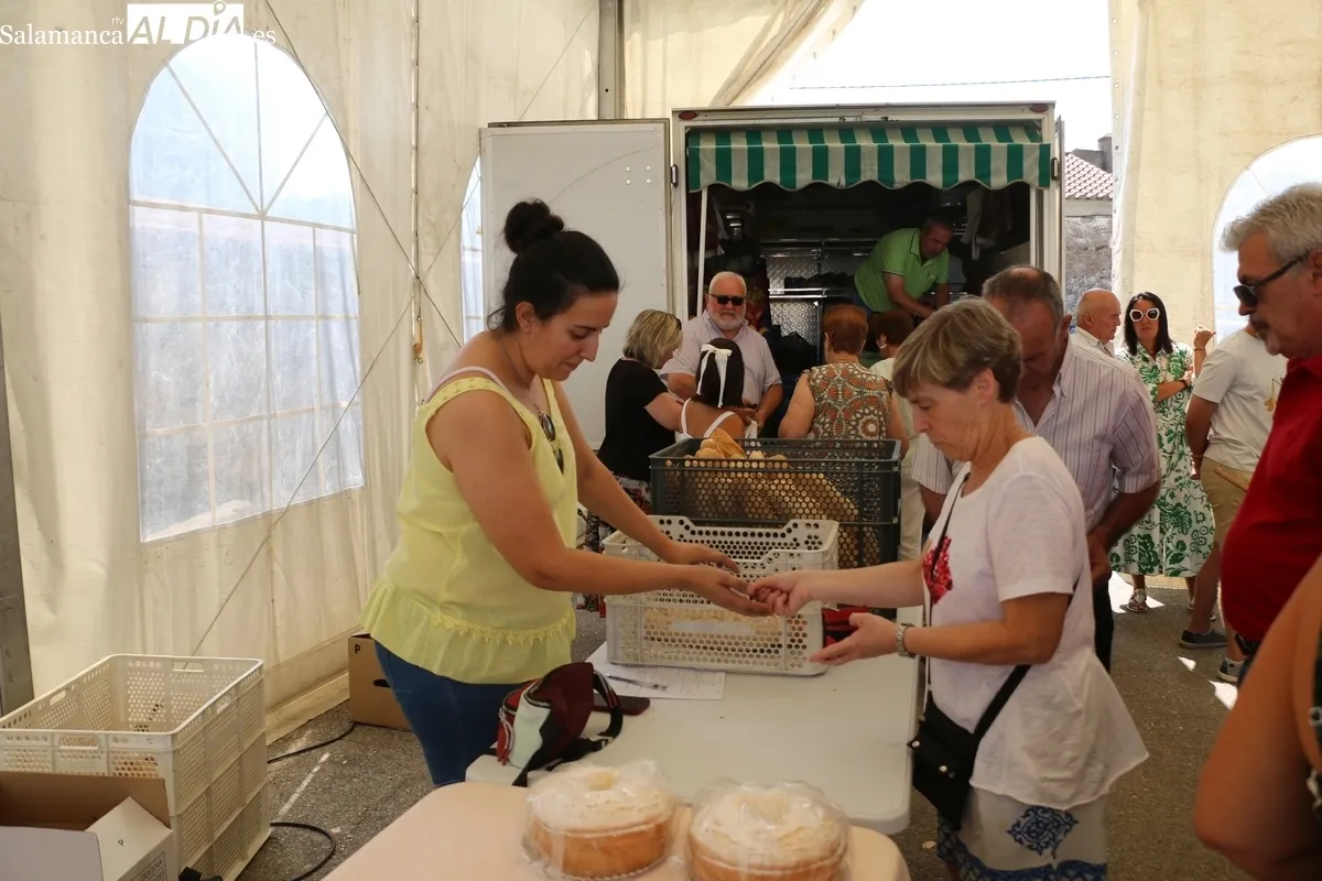 La Feria Agroalimentaria y de las Tradiciones de Bogajo adquiría esta edición cierto sabor taurino / CORRAL 