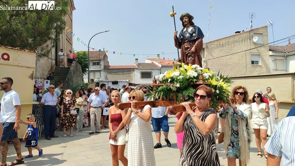 Procesión de San Roque en Villarino de los Aires