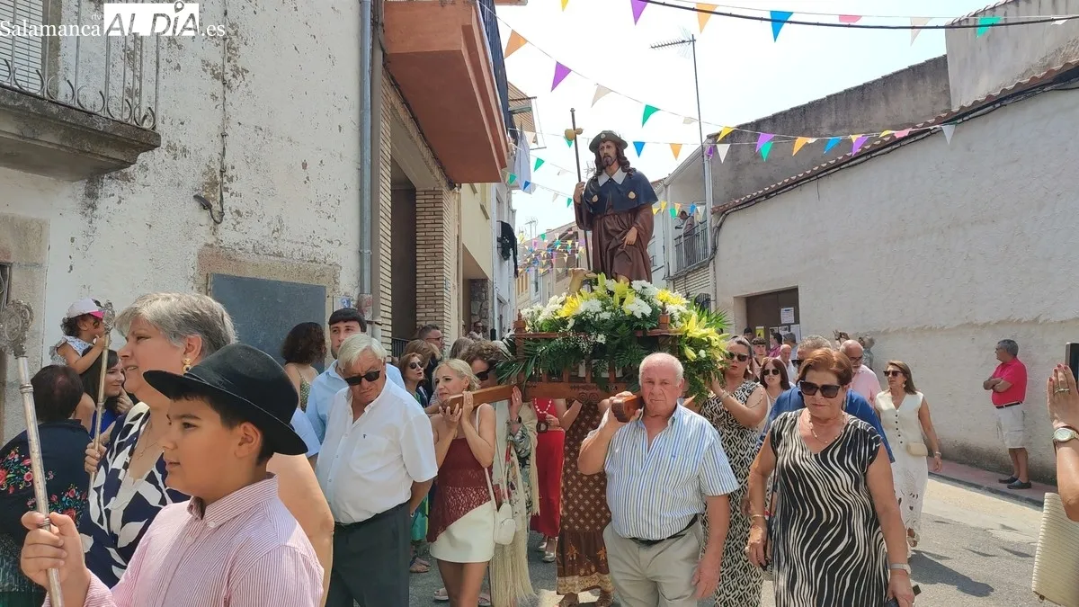 Procesión de San Roque en Villarino de los Aires