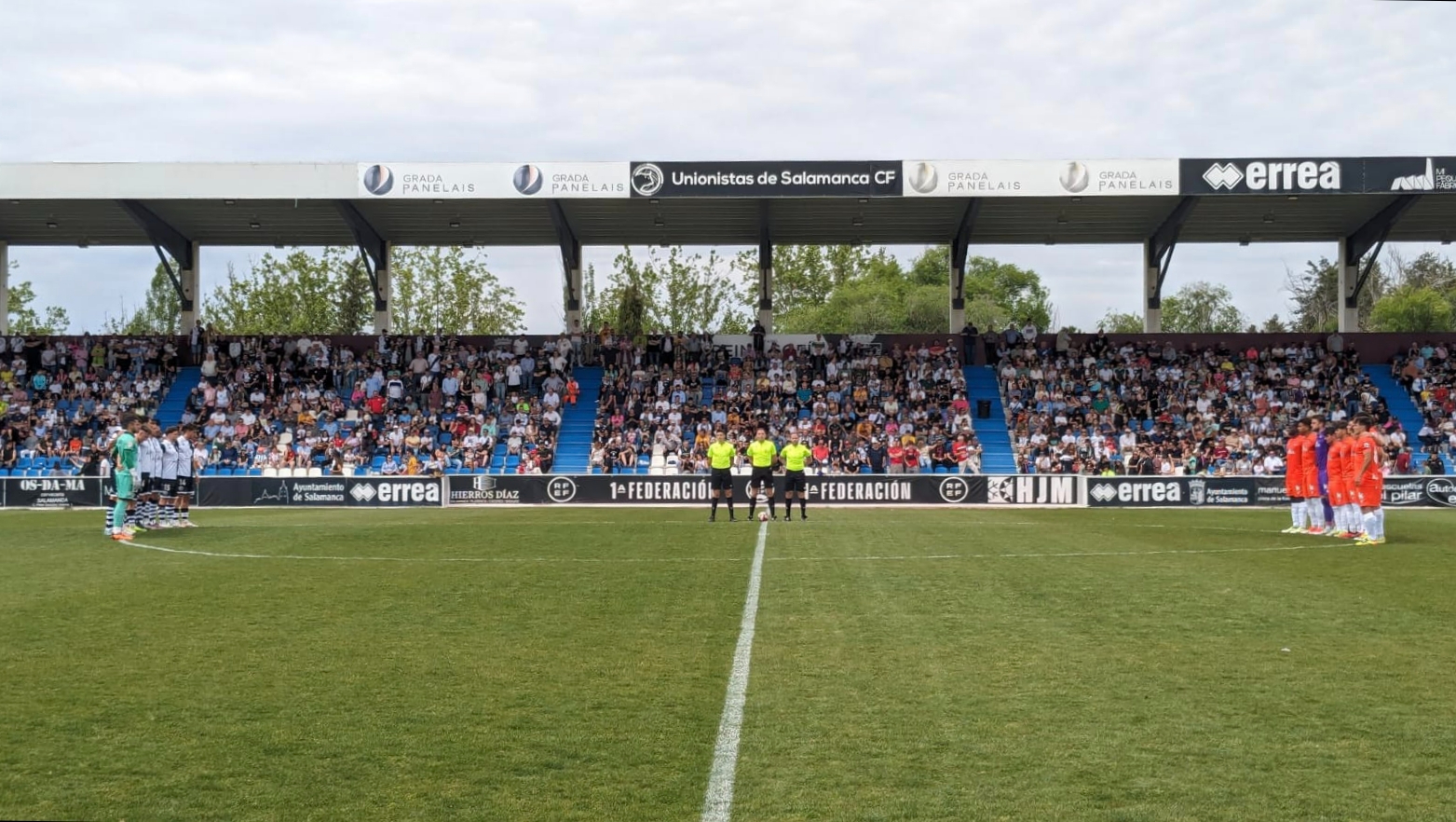 Unionistas rendirá homenaje a socios y simpatizantes del club fallecidos con un minuto de silencio ante Osasuna B