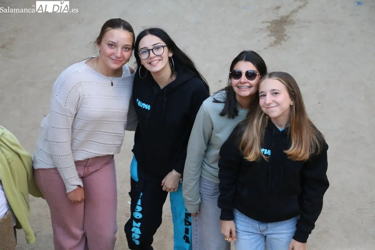 Bonito encierro de los Bayones en el tercer en cierro de las fiestas de Aldeadávila de la Ribera / CORRAL