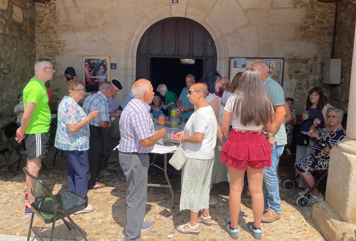 Foto 3 - El Ma&iacute;llo rinde un c&aacute;lido homenaje a sus seis nuevas centenarias