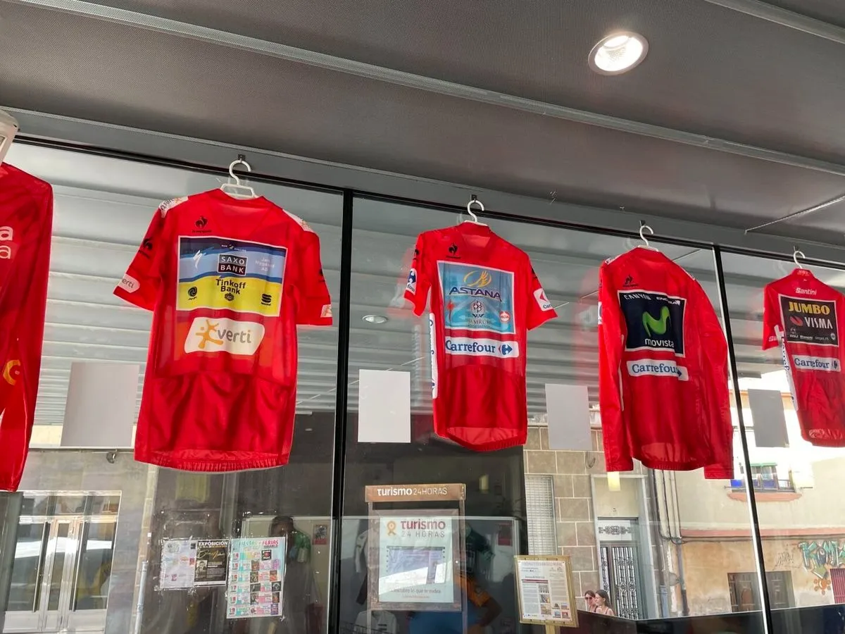Inauguración de la exposición ‘Maillot La Vuelta’ en Guijuelo