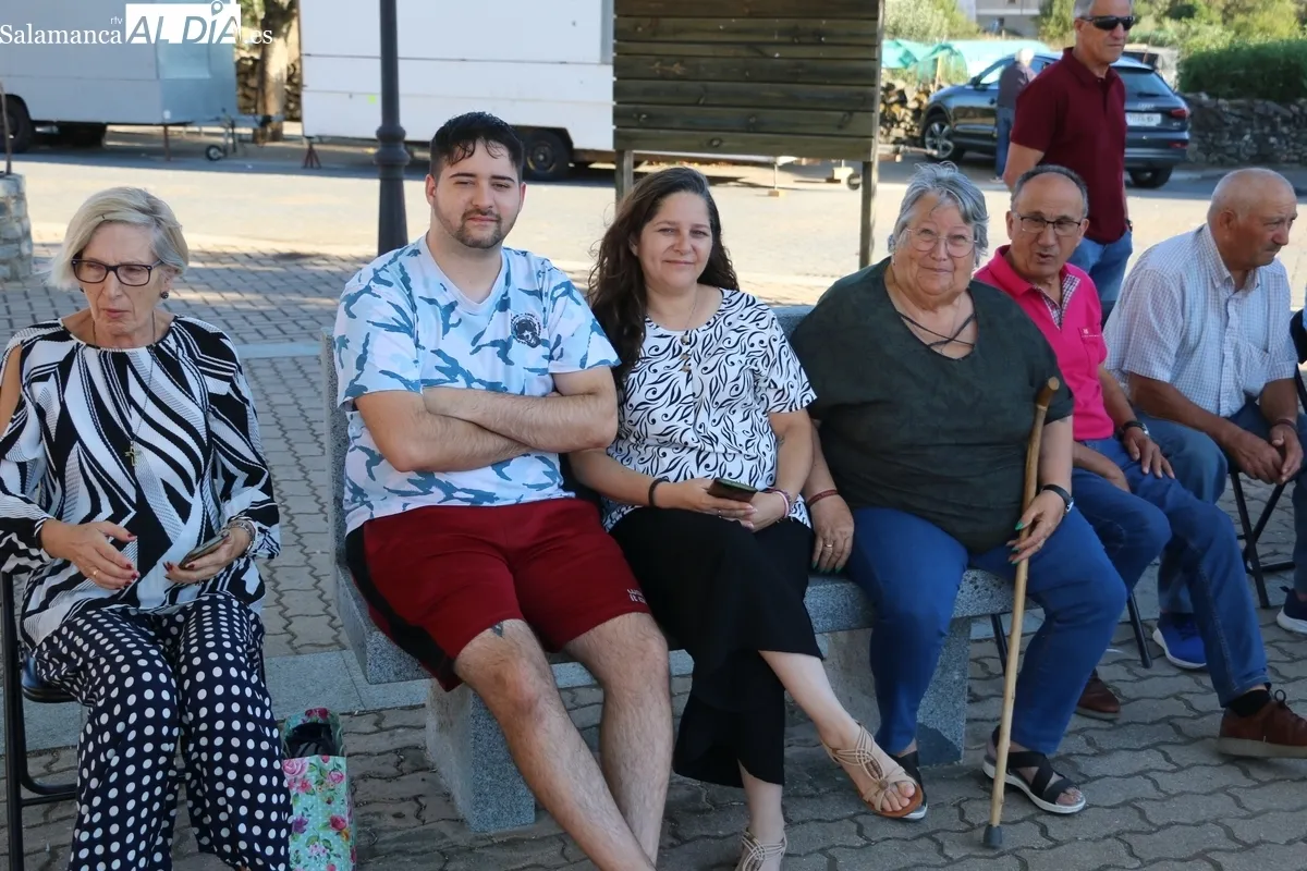 Vibrante partido de pelota en Encinasola de los Comendadores / CORRAL