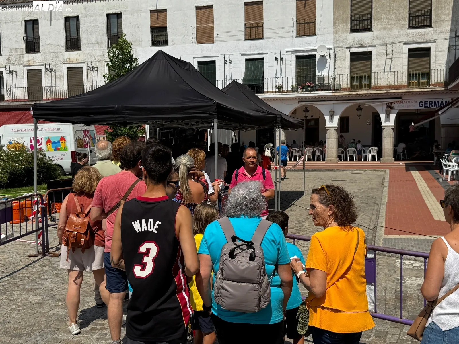 Foto 3 - Paella para m&aacute;s de mil personas en el Airadilos Fest