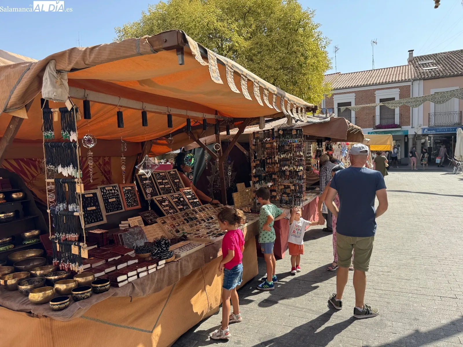 Foto 5 - Encanto de &eacute;poca y continua actividad para dar la bienvenida al Mercado Barroco
