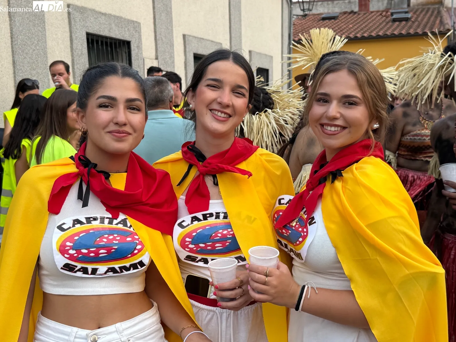 Desfile de peñas en Cantalpino
