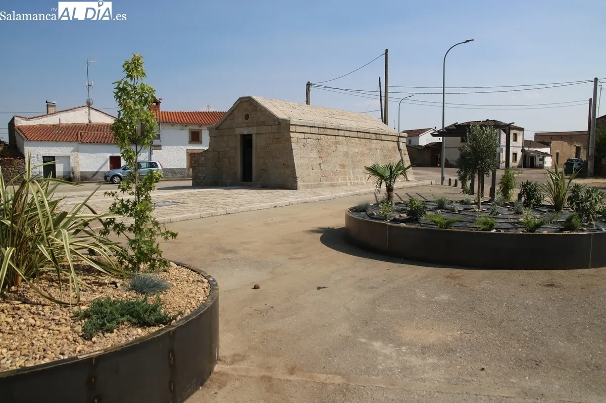Estado en el que está quedando la zona del antiguo depósito de agua tras las obras / CORRAL