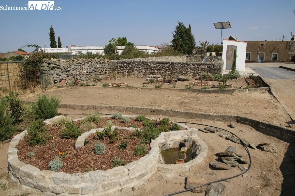 Estado en el que está quedando la zona del antiguo depósito de agua tras las obras / CORRAL