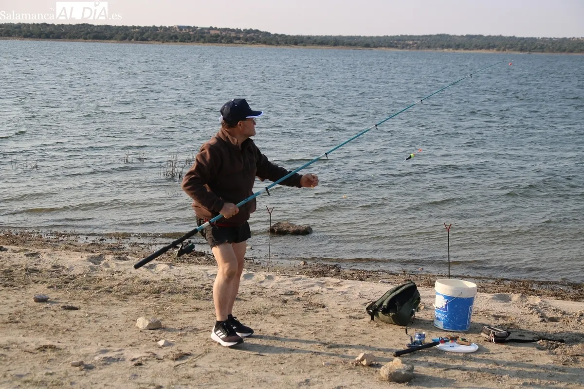 Ambiente de gran deportividad el que se respiró este domingo en el  XIV Encuentro de Pesca San Roque de la Asociación Bajo-Tormes / CORRAL 