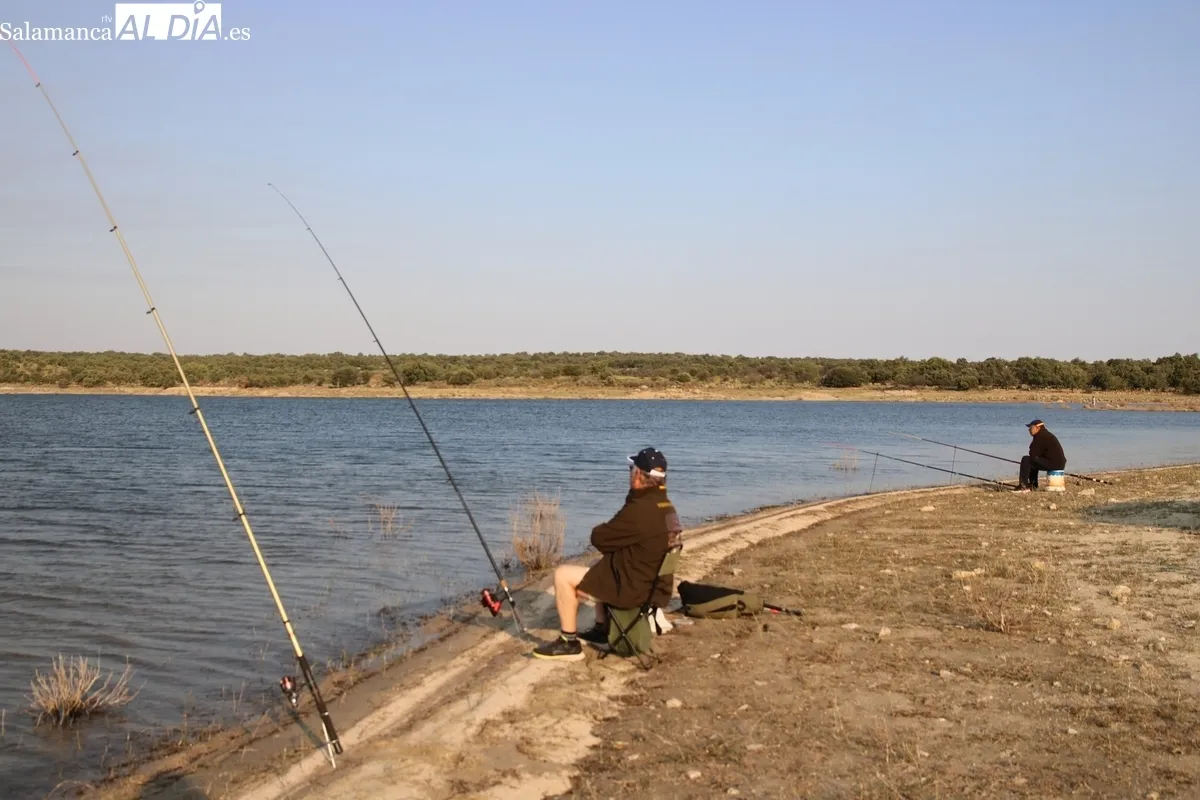 Ambiente de gran deportividad el que se respiró este domingo en el  XIV Encuentro de Pesca San Roque de la Asociación Bajo-Tormes / CORRAL 