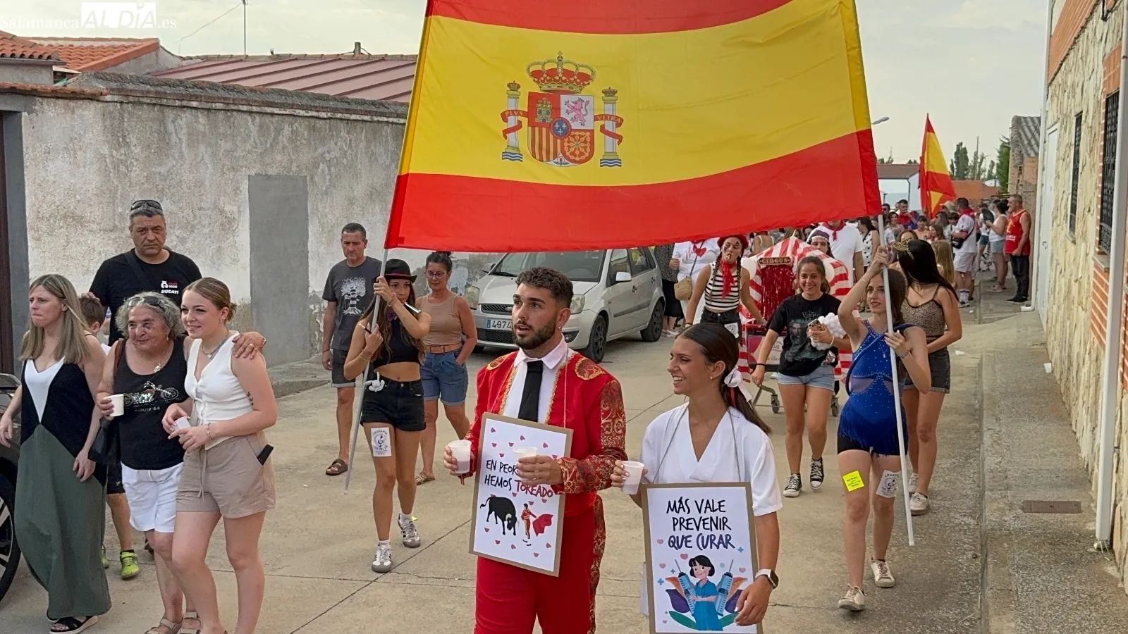 Desfile de peñas en Cantaracillo