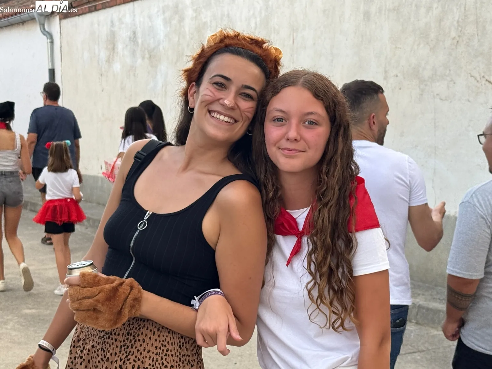 Desfile de peñas en Cantaracillo