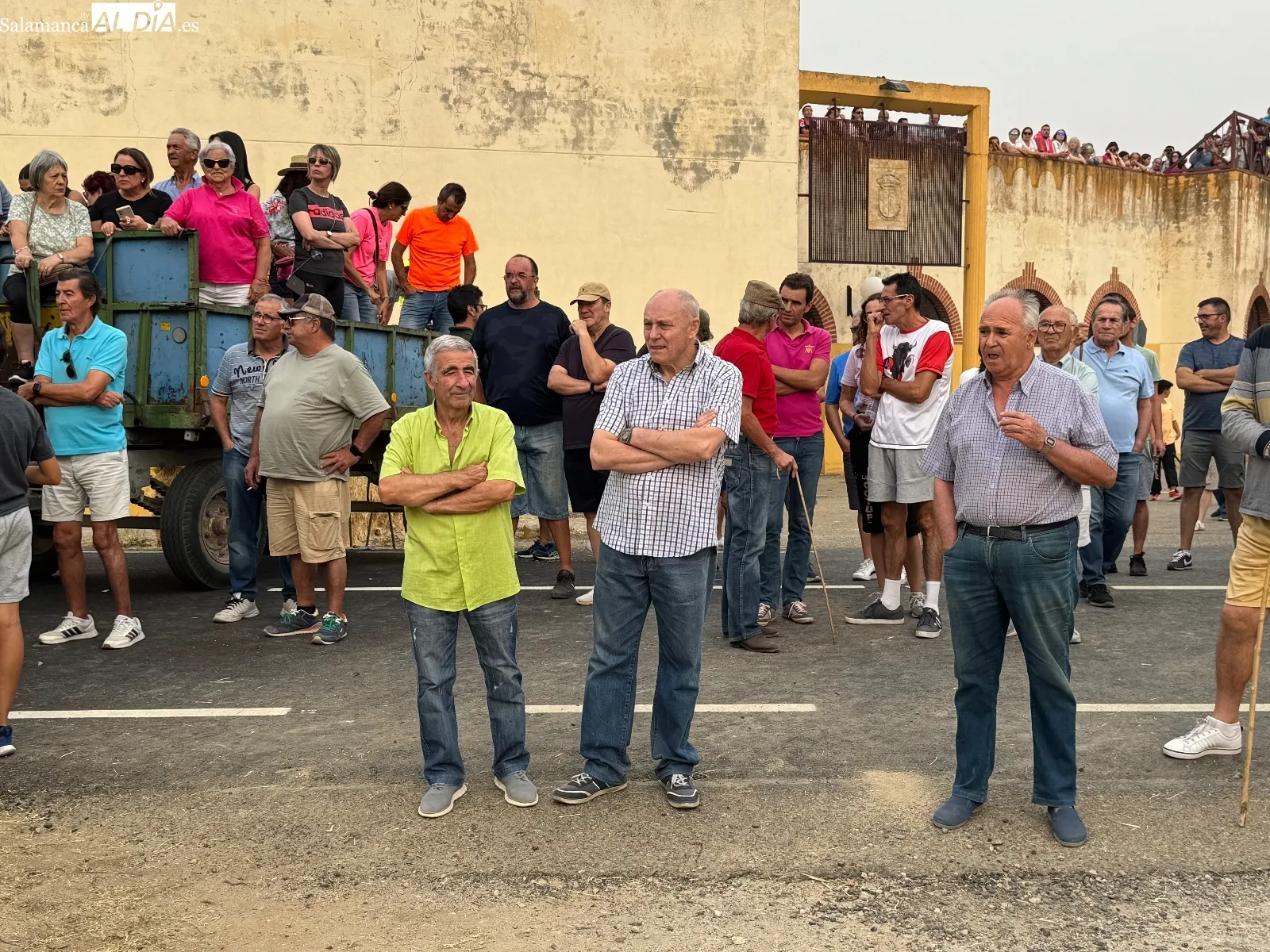 Encierro a caballo en Macotera