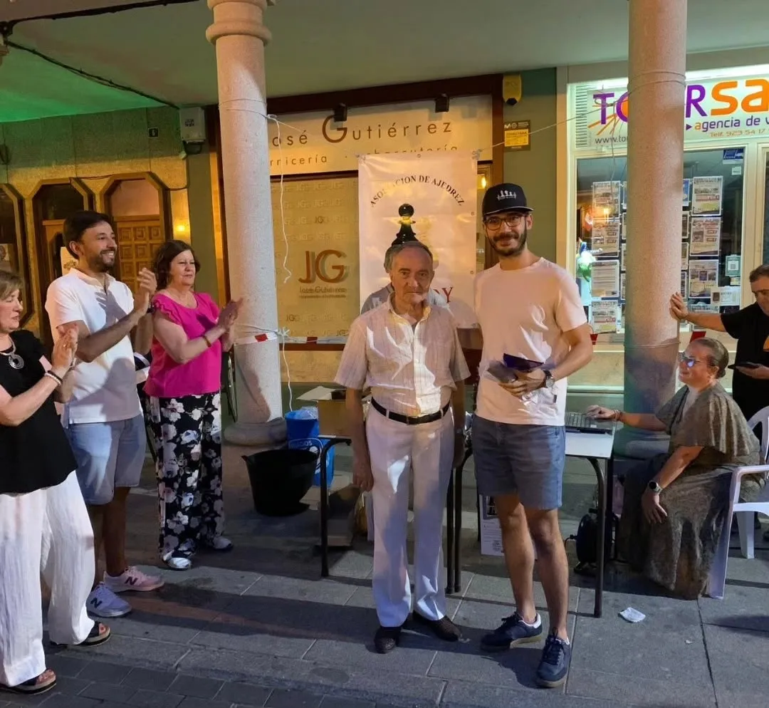 Foto 4 - Gran participaci&oacute;n y ambiente en el consolidado XIV Memorial Mundy de Ajedrez