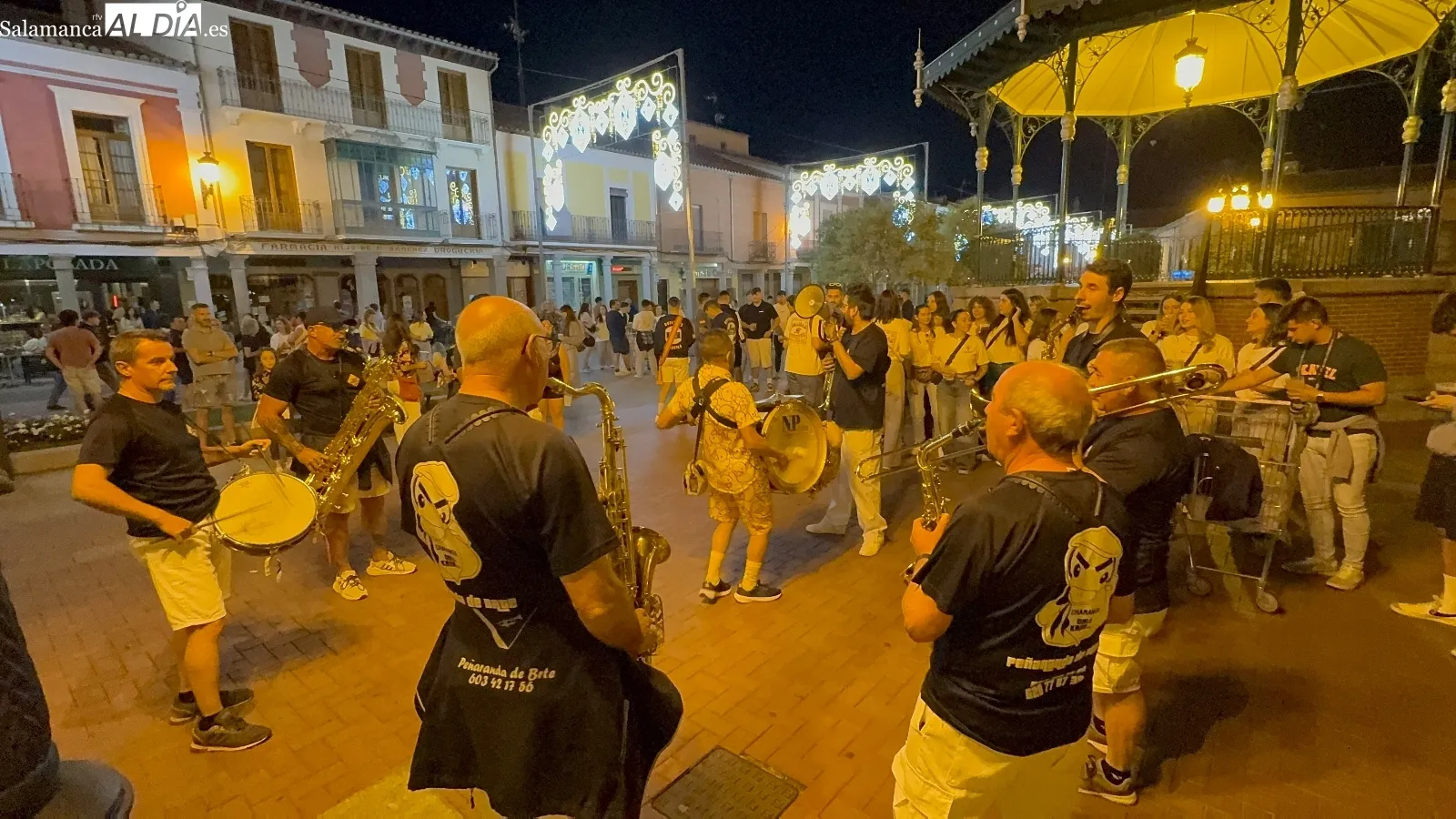 Foto 5 - Color, m&uacute;sica y gran ambiente en el esperado Corre Pe&ntilde;as de las Ferias y Fiestas