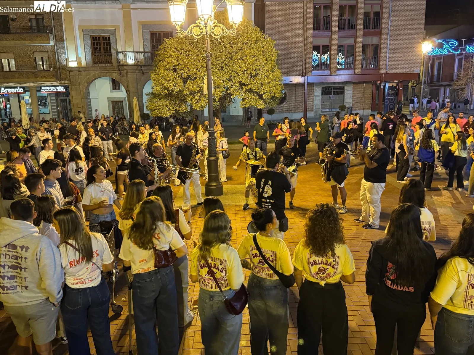Foto 6 - Color, m&uacute;sica y gran ambiente en el esperado Corre Pe&ntilde;as de las Ferias y Fiestas