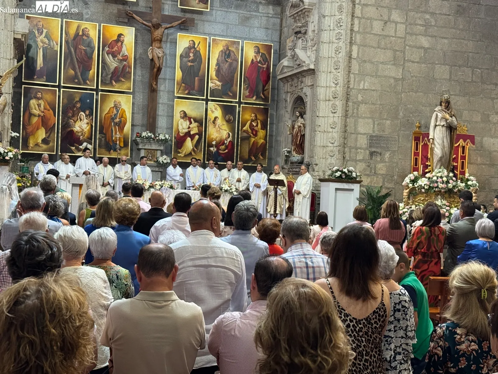 Procesión y misa en honor a Santa María Reina, patrona de Peñaranda