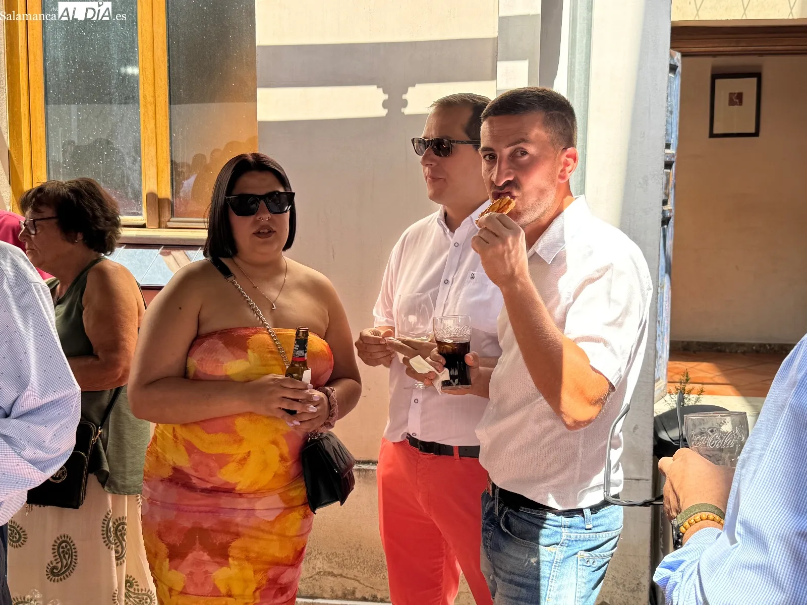 Foto 11 - Brindis con el deseo de unidad entre los pueblos durante el tradicional encuentro de alcaldes y asociaciones de mayores