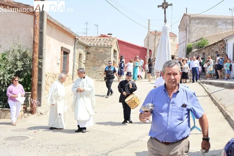 Foto 15 - Amatos de Alba honra a la Virgen de las Nieves con misa solemne, procesi&oacute;n y ofrenda floral