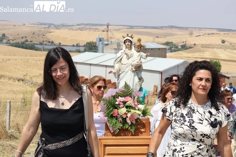 Foto 5 - Amatos de Alba honra a la Virgen de las Nieves con misa solemne, procesi&oacute;n y ofrenda floral
