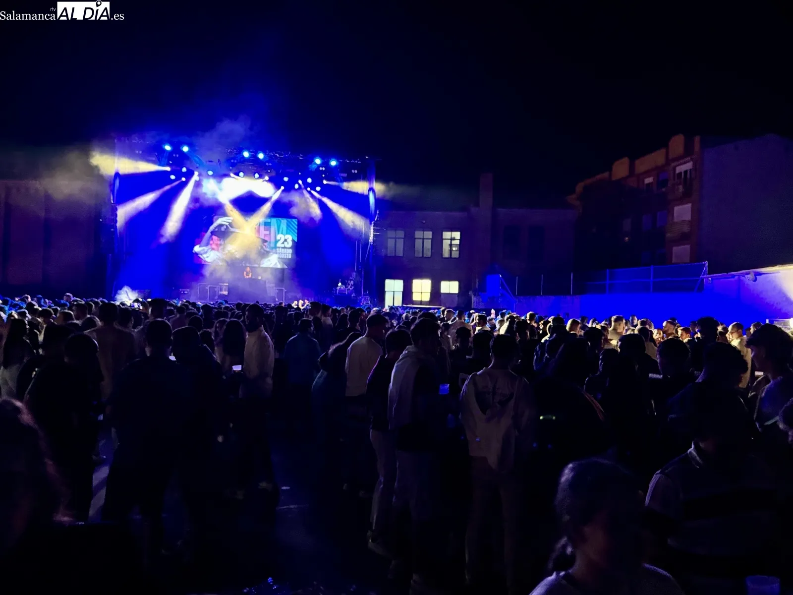 Foto 2 - El Festival Loca FM vuelve a abarrotar el Miguel de Unamuno