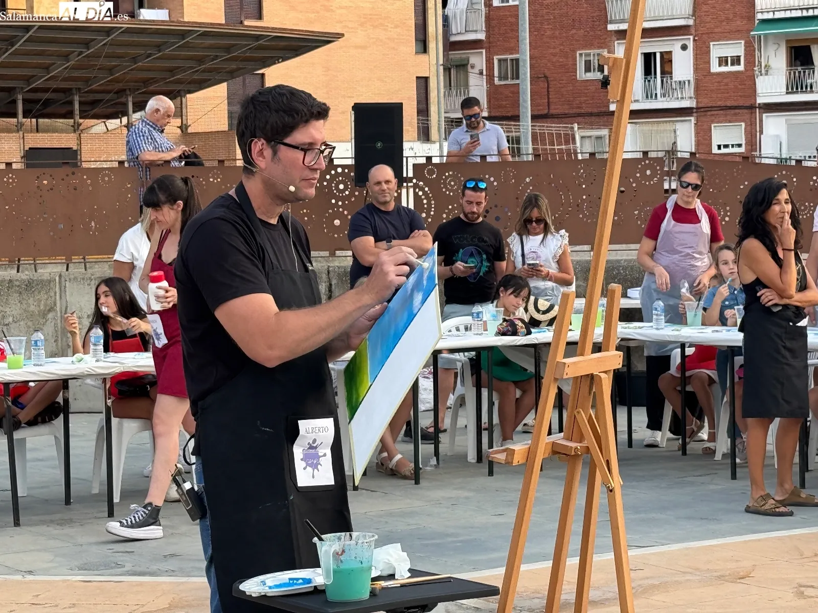 Foto 5 - Decenas de peque&ntilde;os y familias dan rienda suelta a la creatividad con la novedosa actividad festiva &lsquo;Pe&ntilde;aranda Pinta&rsquo;