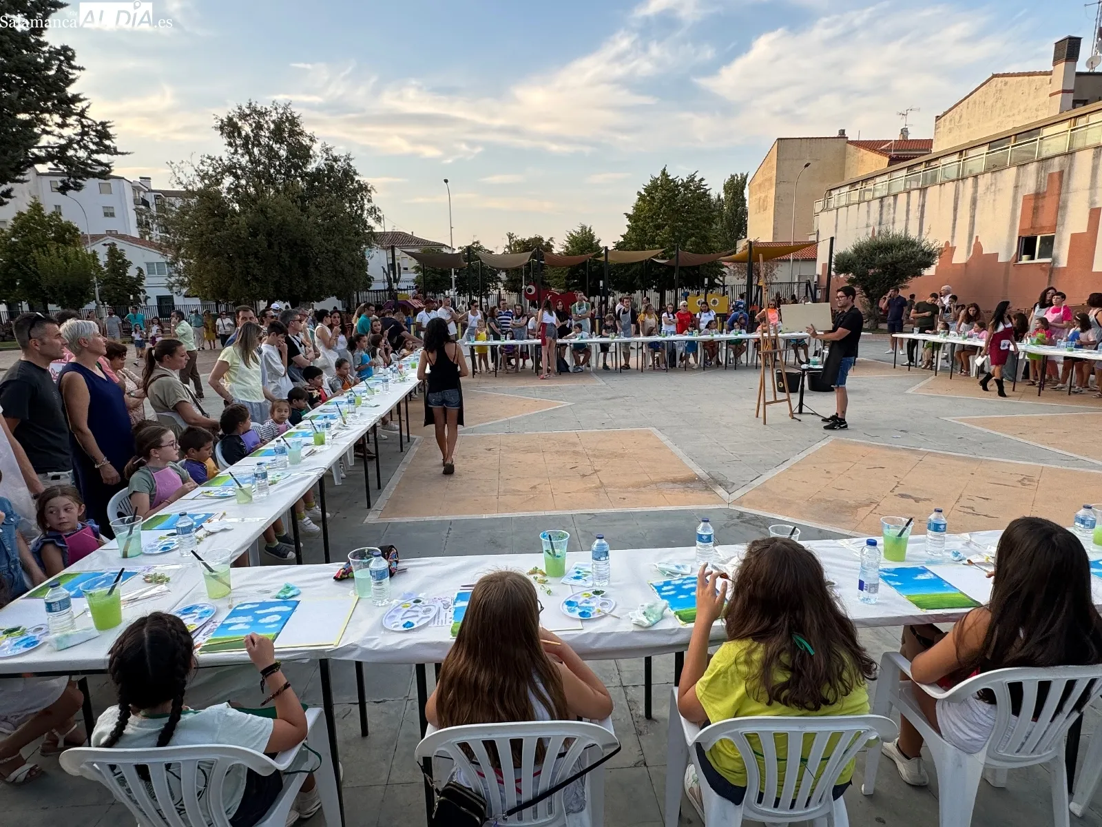 Foto 7 - Decenas de peque&ntilde;os y familias dan rienda suelta a la creatividad con la novedosa actividad festiva &lsquo;Pe&ntilde;aranda Pinta&rsquo;