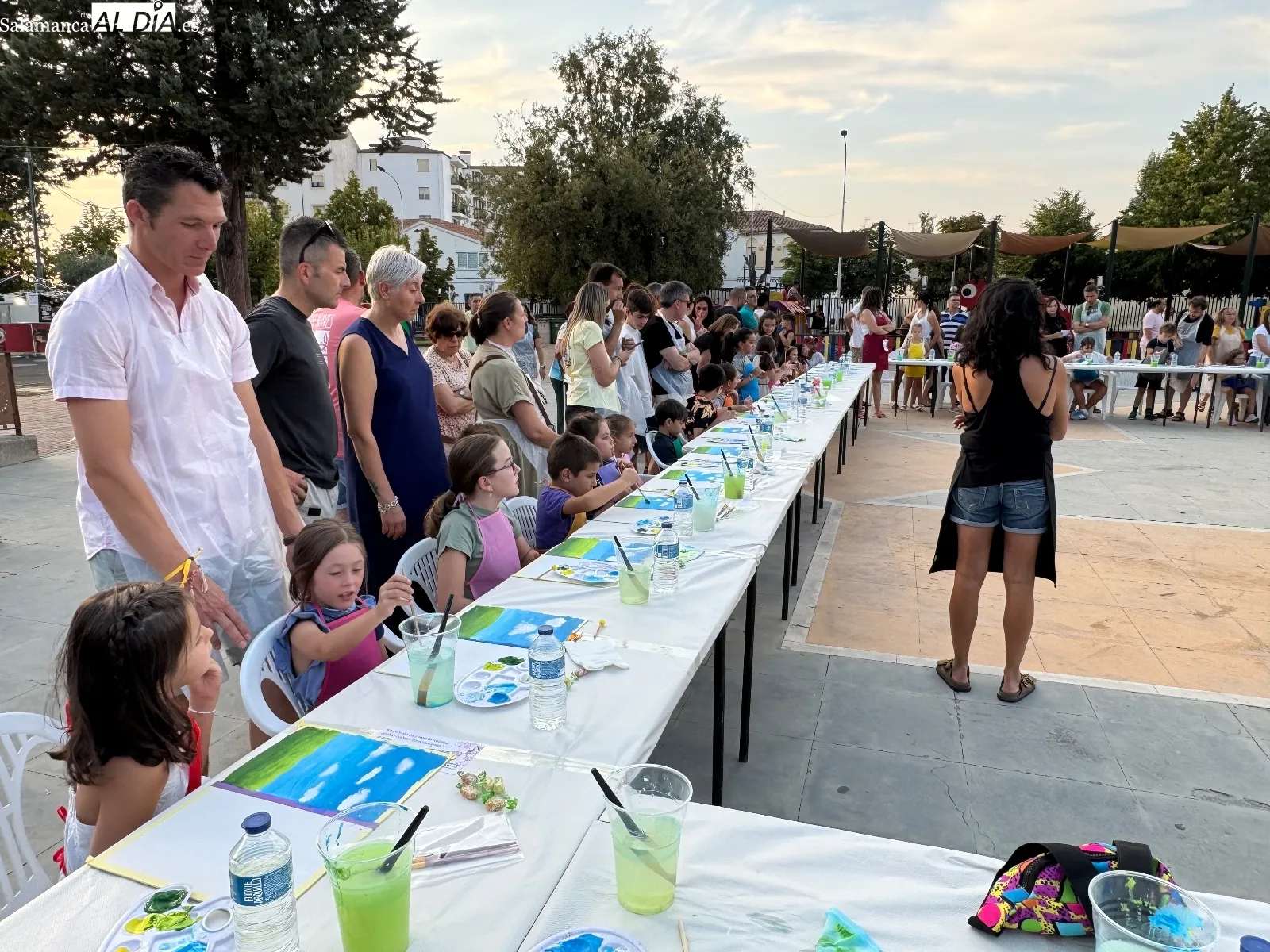 Foto 8 - Decenas de peque&ntilde;os y familias dan rienda suelta a la creatividad con la novedosa actividad festiva &lsquo;Pe&ntilde;aranda Pinta&rsquo;