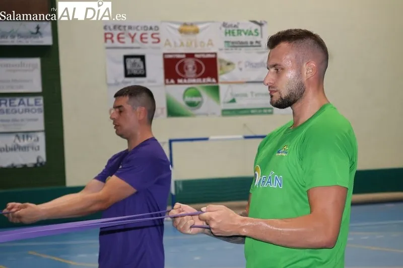 Foto 3 - El Piensos Dur&aacute;n Albense inicia la pretemporada con un equipo casi renovado y varias incorporaciones (FOTOS) 