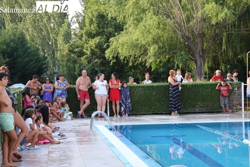 Foto 6 - El XXI Campeonato de Nataci&oacute;n llena de emoci&oacute;n las piscinas municipales