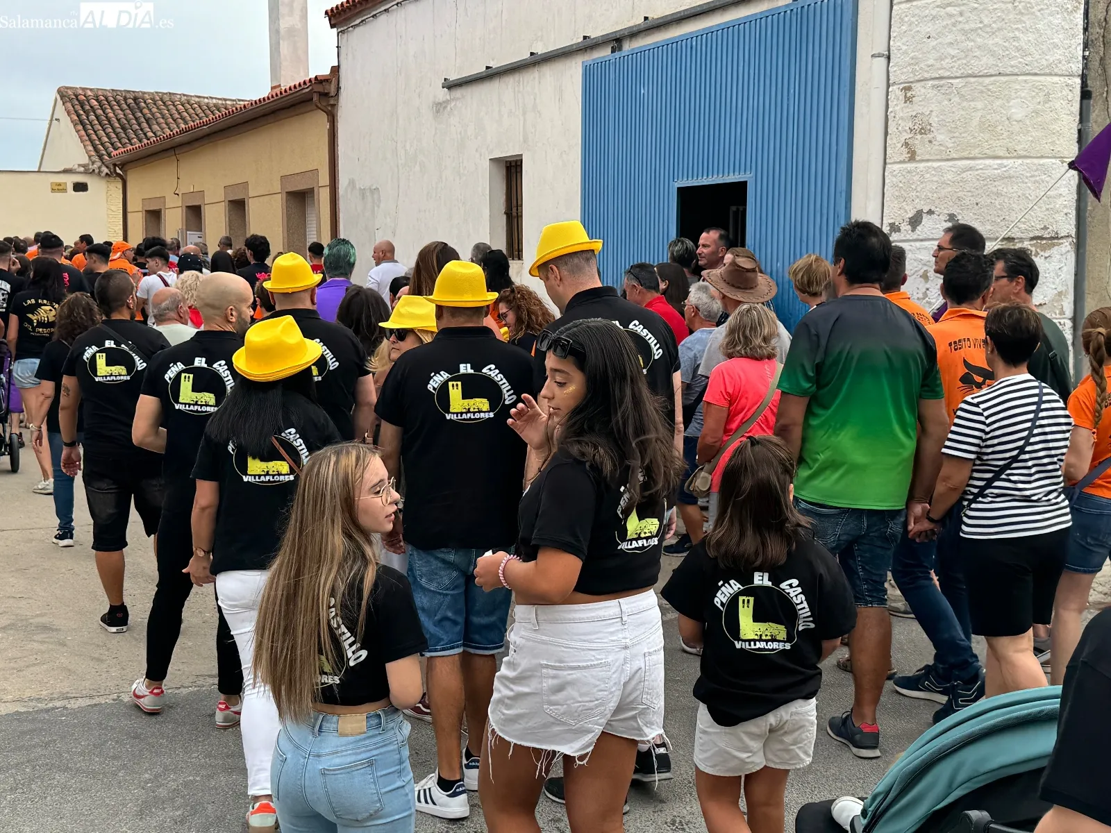 Desfile de peñas en Villaflores