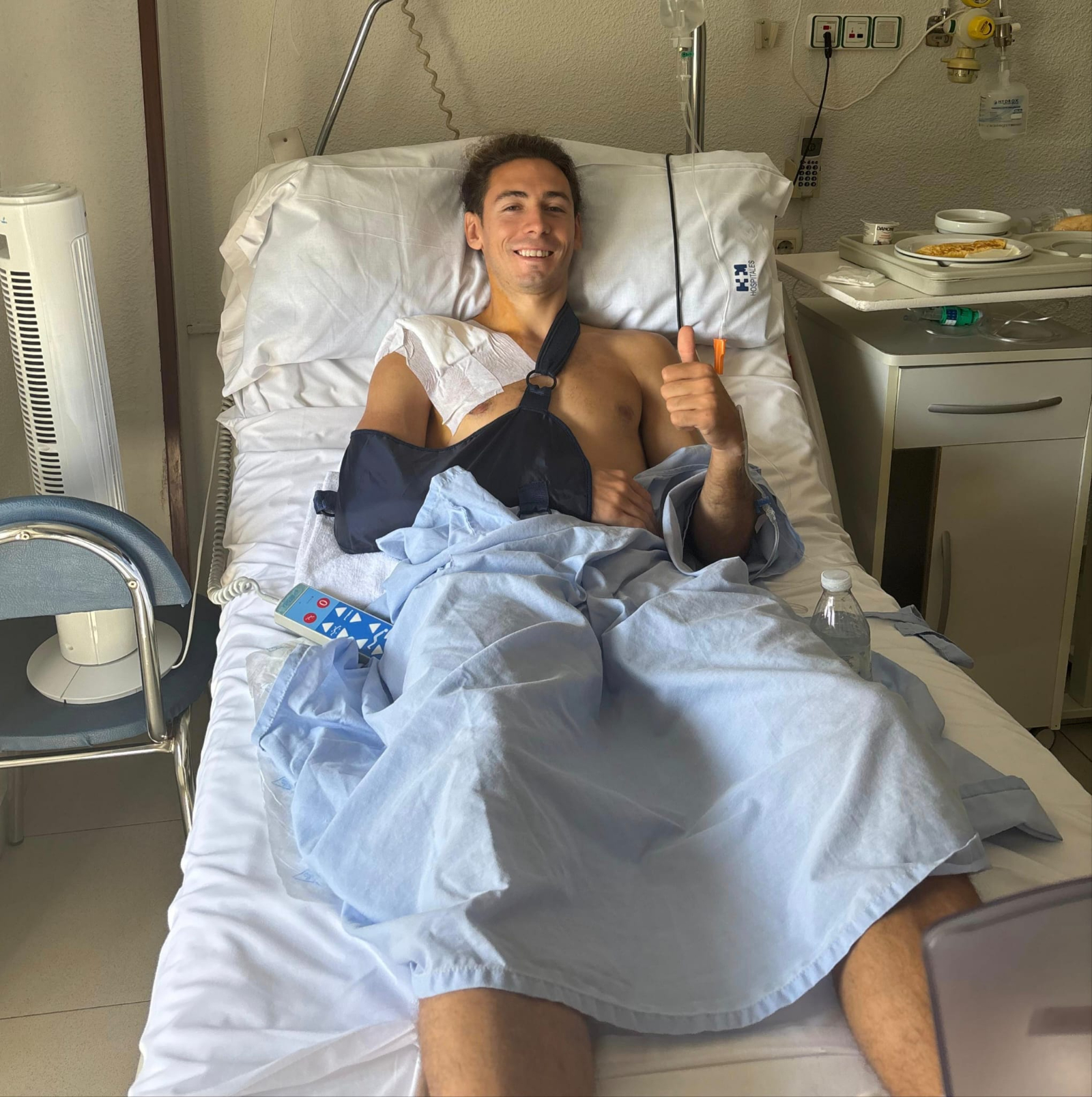 Aarón Piñán, operado con éxito de su lesión de hombro