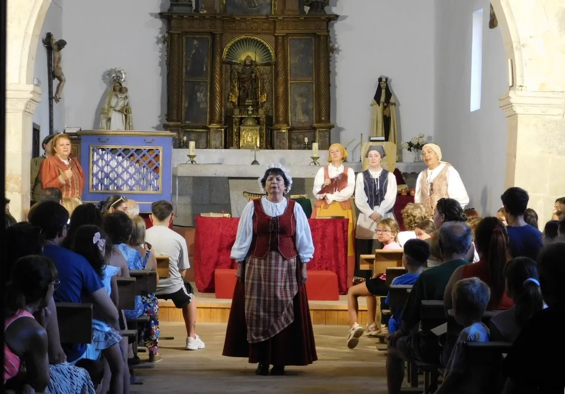 Foto 4 - La m&uacute;sica de Juan del Encina supera al reguet&oacute;n en Mu&ntilde;oz