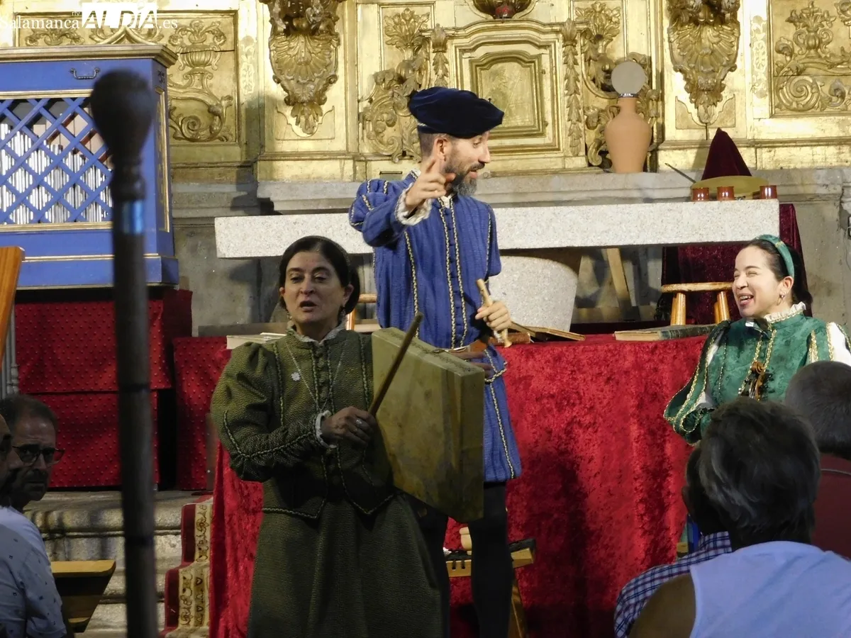 Representación de la obra 'Buscando a Nebrija' en Olmedo de Camaces 