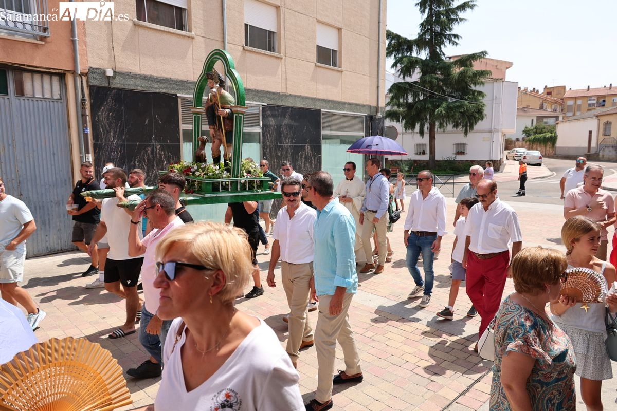 Fiestas de Carbajosa 2025: procesión en honor a San Roque