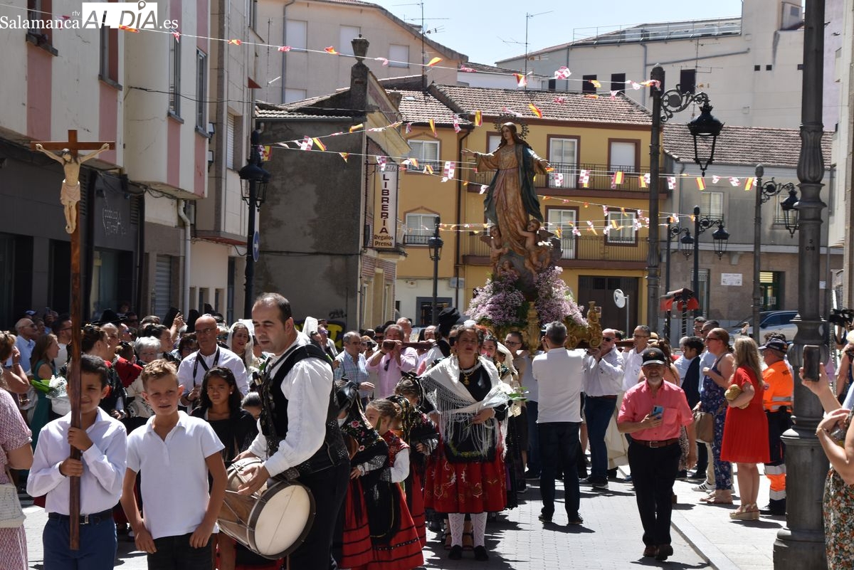 Procesión en Guijuelo por sus fiestas