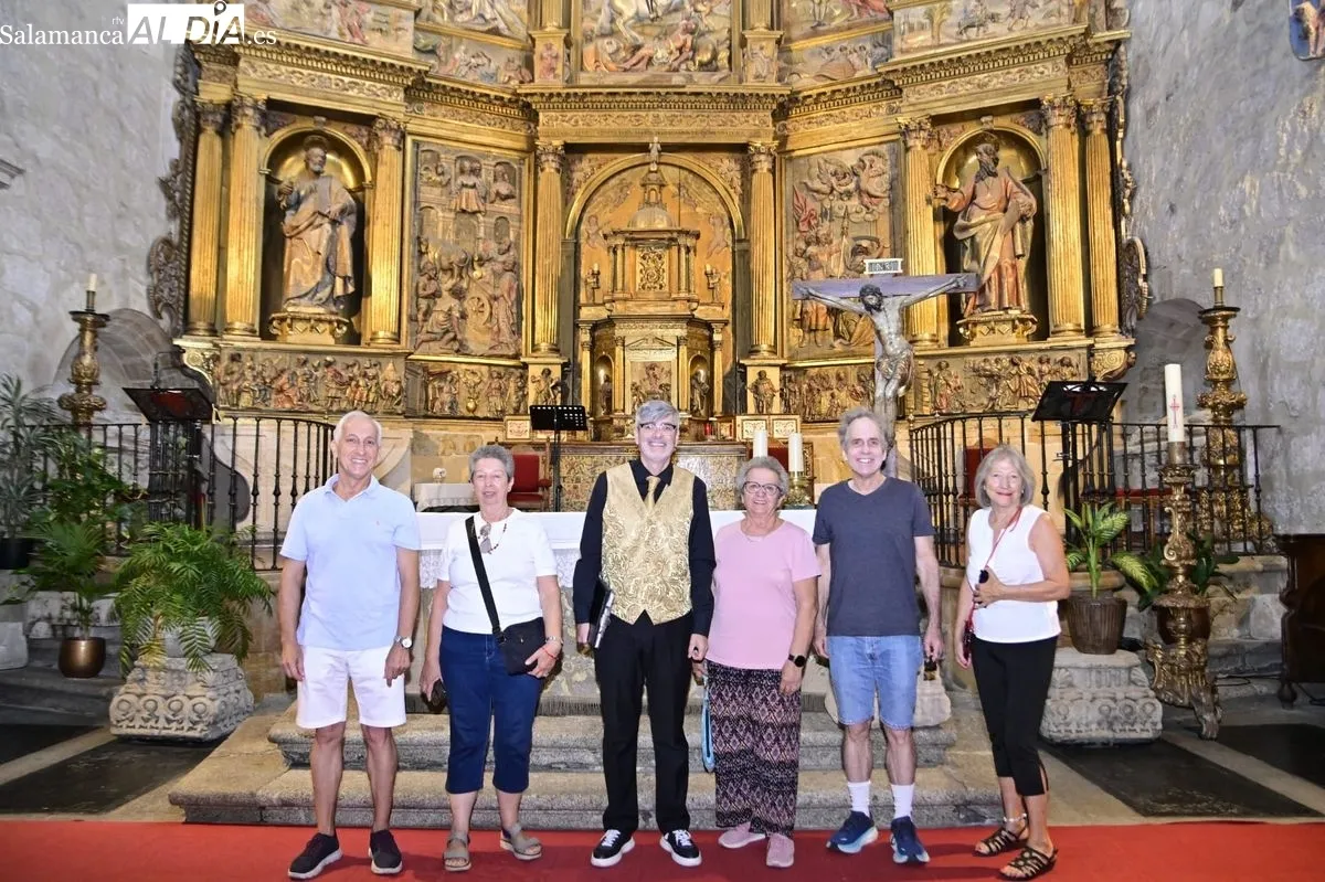 Visita teatralizada en la iglesia de Sancti-Spíritus incluida en el programa la ‘Constelación de Retablos Barrocos’
