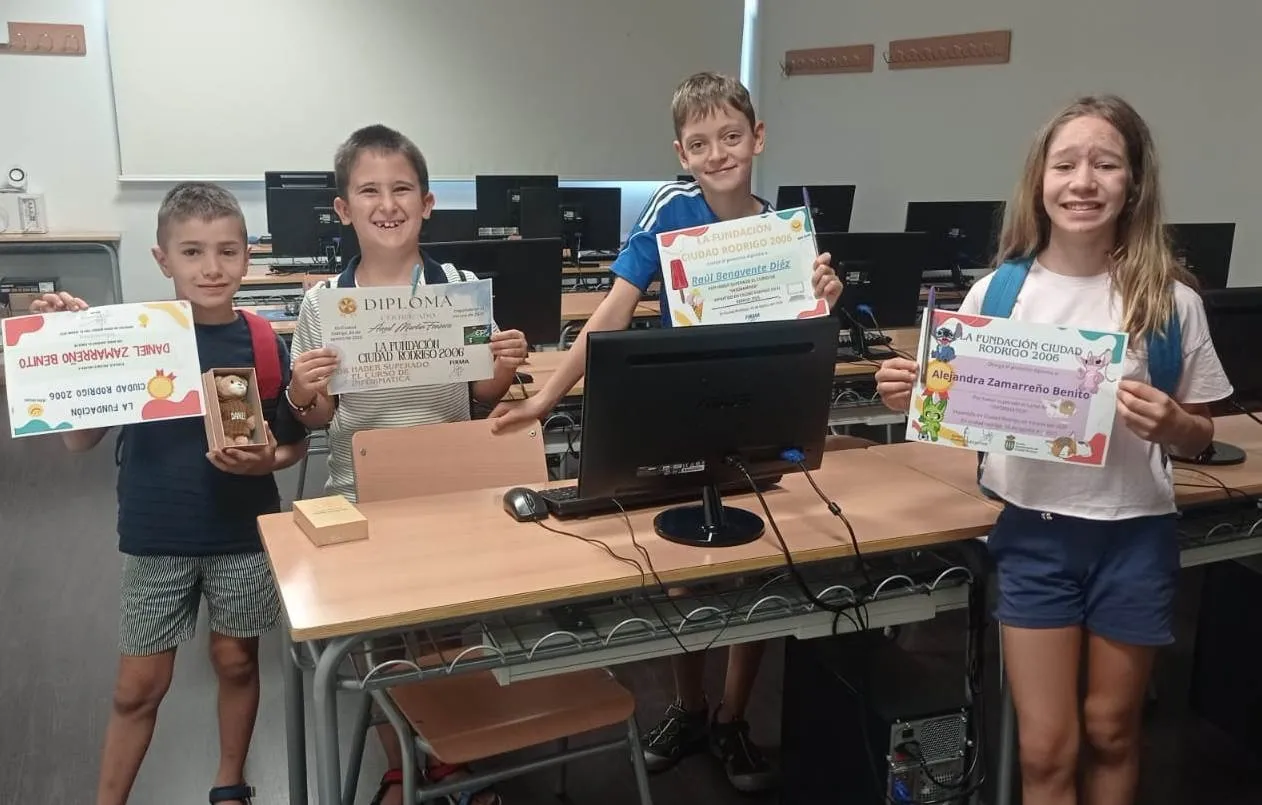 Foto 3 - La Fundaci&oacute;n Ciudad Rodrigo finaliza su Verano Digital, en el que han participado 19 chavales