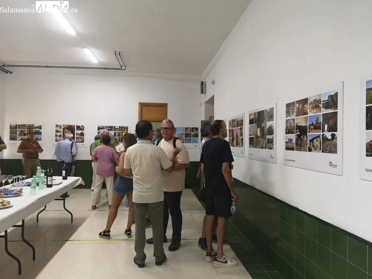 La exposición fotográfica 'Miradas sin Fronteras' estará disponible en La Fregeneda hasta el 10 de agosto
