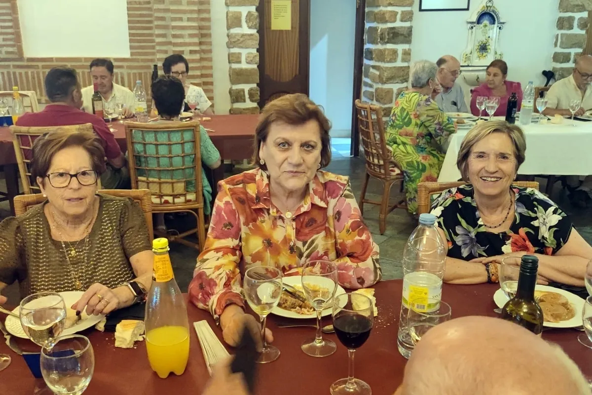La Asociación de jubilados y pensionistas de Cerralbo ha celebrado este domingo, 3 de agosto, su tradicional fiesta anual