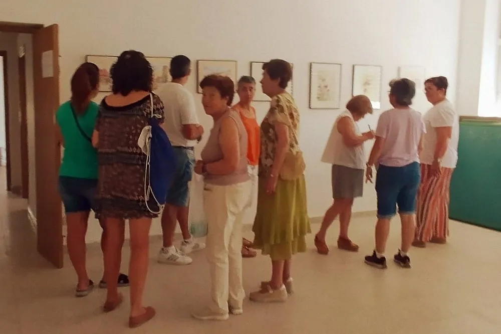 La exposición está abierta al público en las escuelas hasta el 14 de agosto, en horario de 11:00 a 13:00 horas 