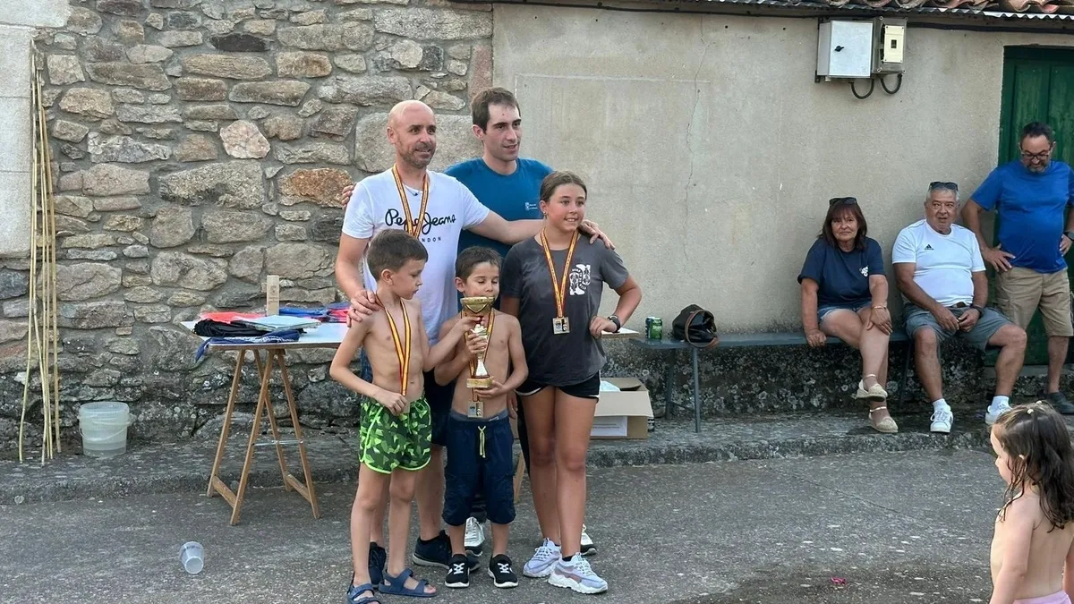 Juegos tradicionales en Barceo